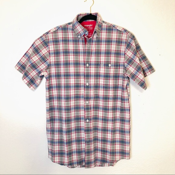 5 FOR $25 ⭐️ Wrangler Short Sleeve Button Down - Picture 1 of 3